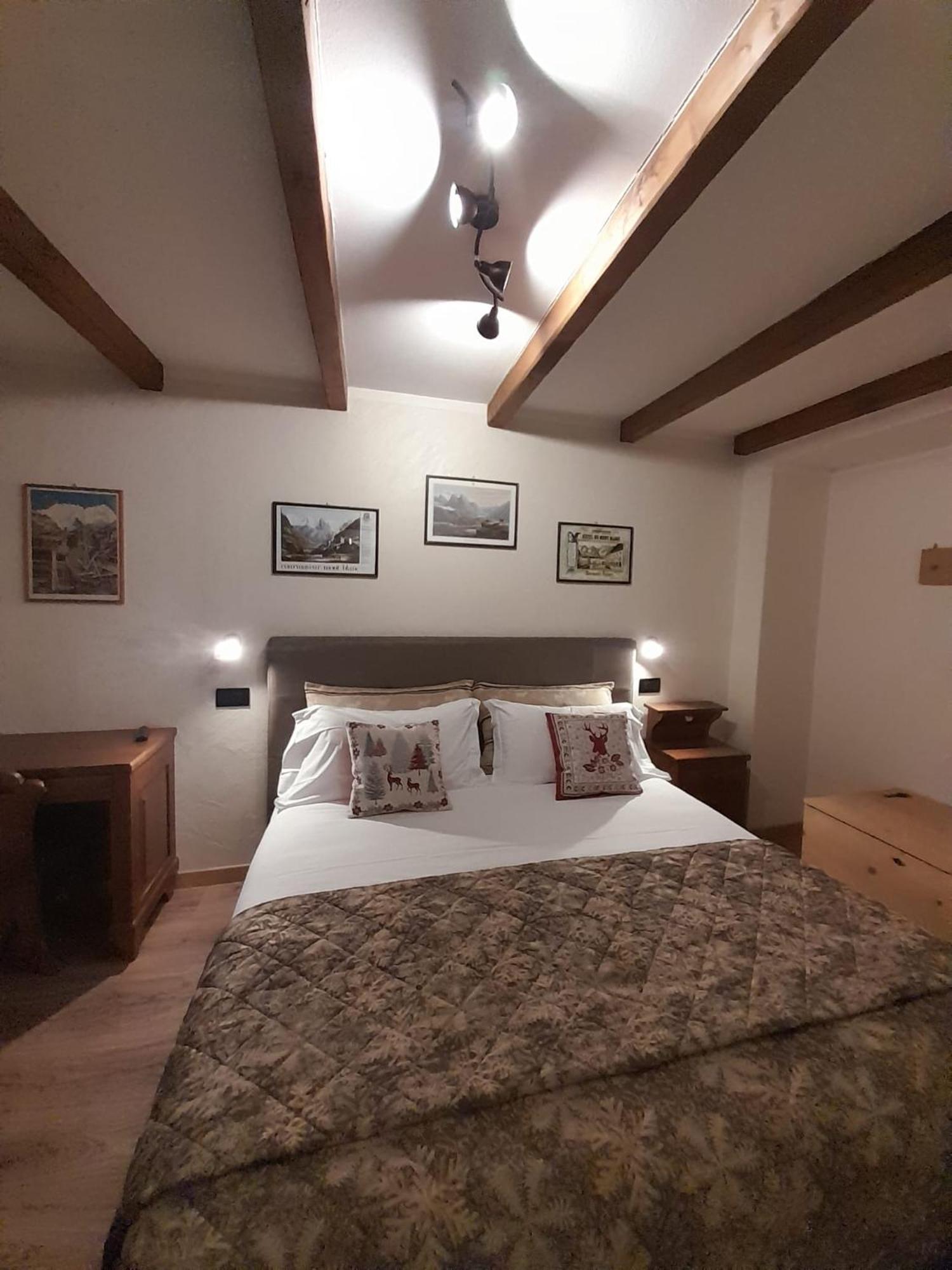 Astoria Hotel 3*