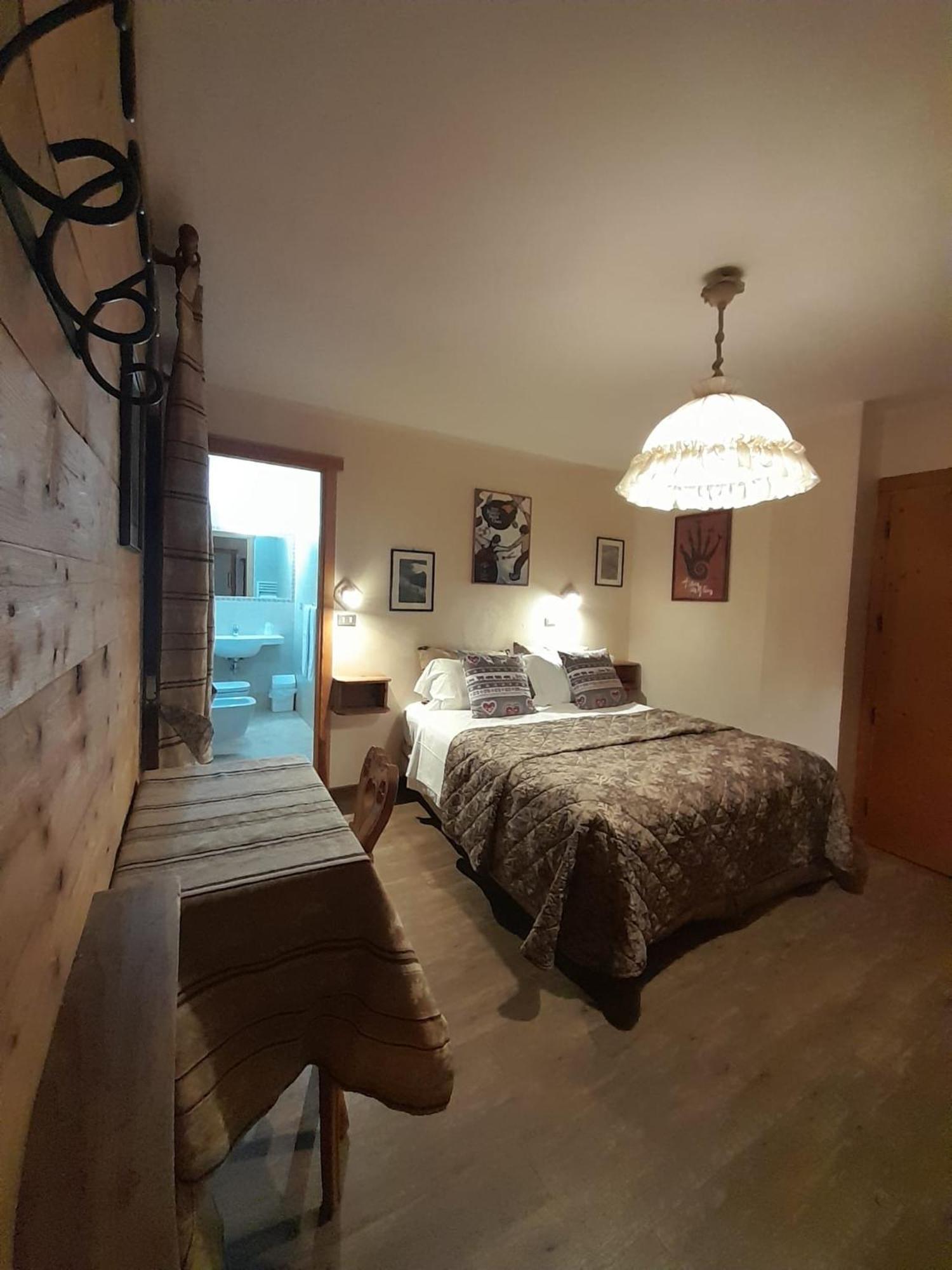 Astoria Hotel